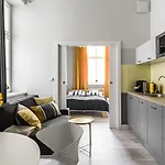 Апартаменти Sanhaus - Chopina 13 - W Centrum, 5 Minut Od Plazy I Deptaka *