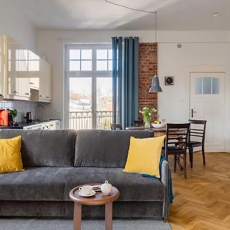 Апартаменти Sanhaus - Chopina 13 - W Centrum, 5 Minut Od Plazy I Deptaka *