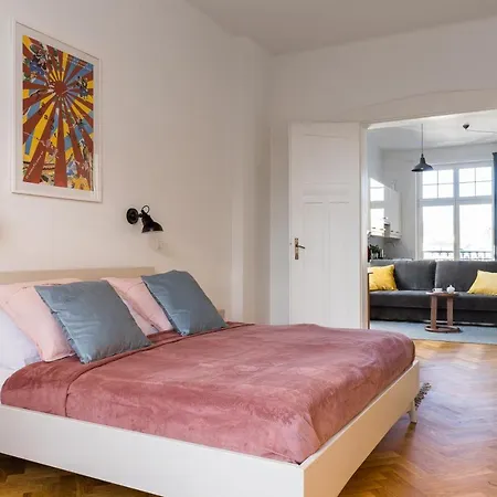 Sanhaus - Chopina 13 - W Centrum, 5 Minut Od Plazy I Deptaka