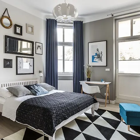 Апартаменти Sanhaus - Chopina 13 - W Centrum, 5 Minut Od Plazy I Deptaka *