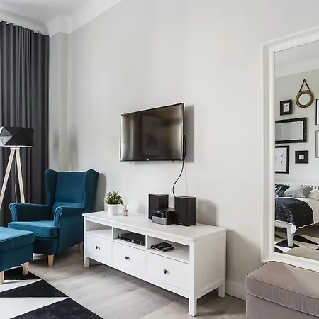 Apartman Sanhaus - Chopina 13 - W Centrum, 5 Minut Od Plazy I Deptaka