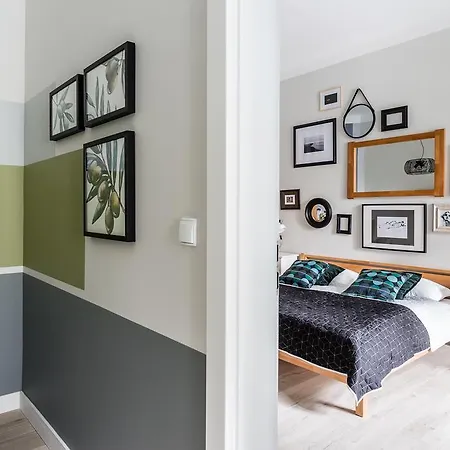 Апартаменти Sanhaus - Chopina 13 - W Centrum, 5 Minut Od Plazy I Deptaka