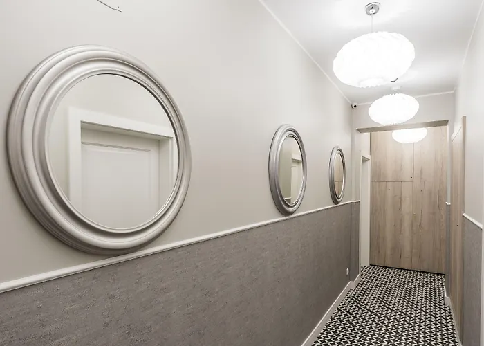 Sanhaus - Chopina 13 - W Centrum, 5 Minut Od Plazy I Deptaka *