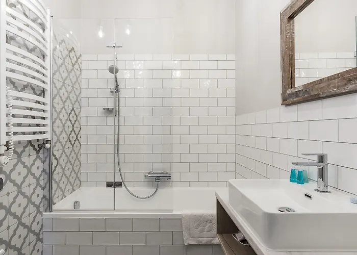 Апартаменти Sanhaus - Chopina 13 - W Centrum, 5 Minut Od Plazy I Deptaka *